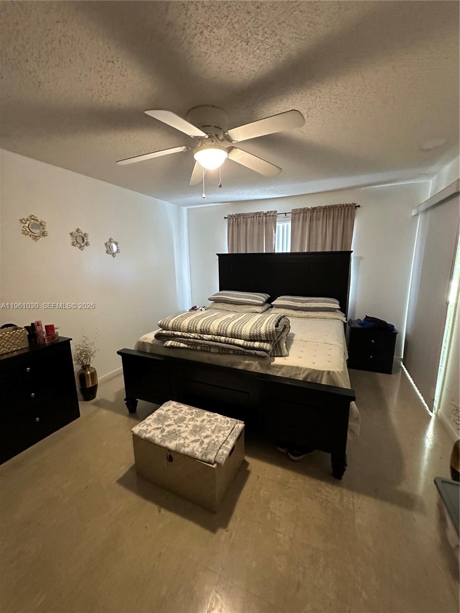 KEYS GATE CONDO NO SIX - Residential