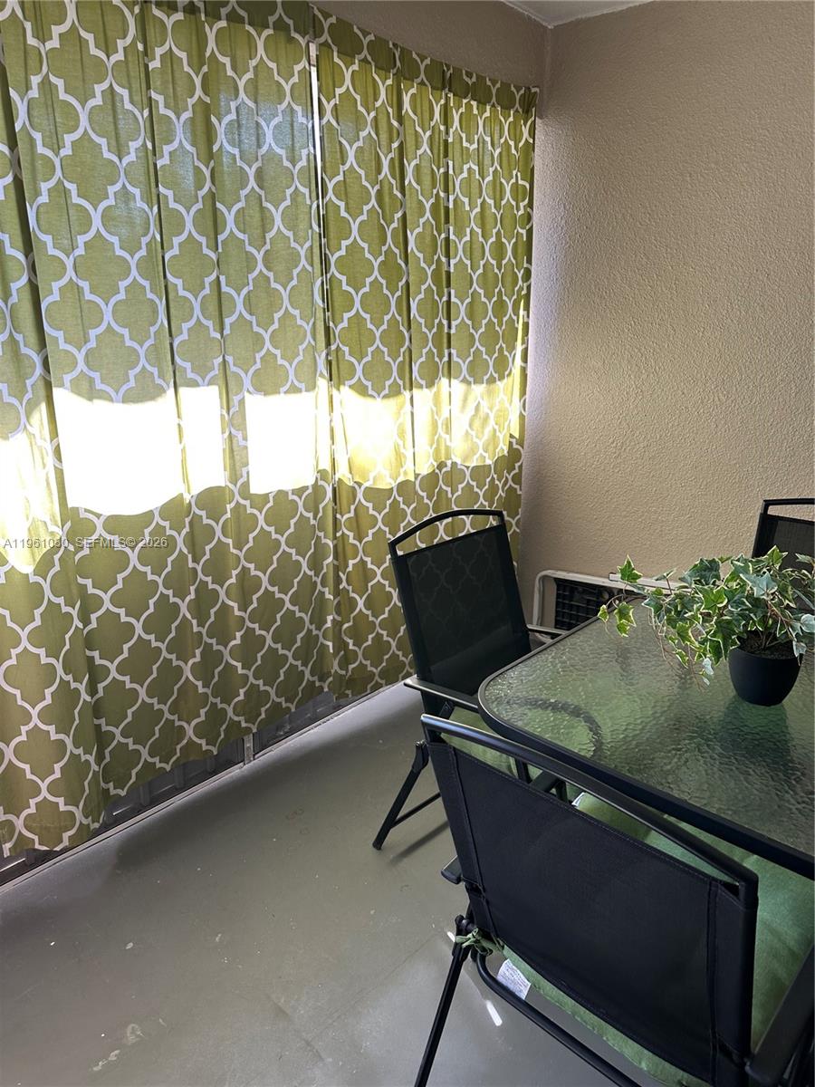 KEYS GATE CONDO NO SIX - Residential