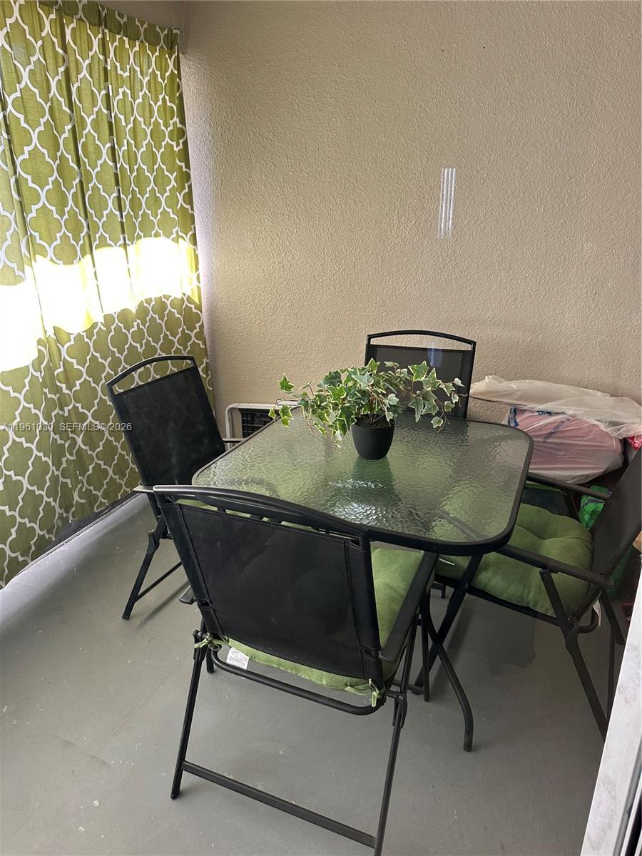 KEYS GATE CONDO NO SIX - Residential