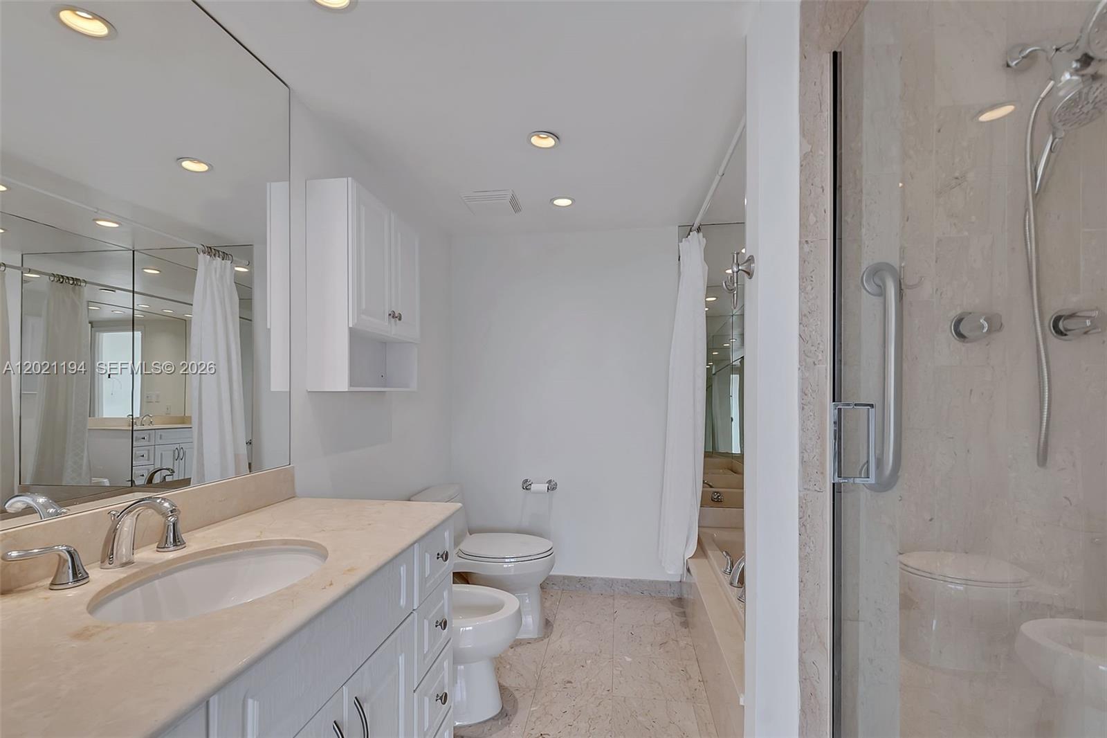 GROVE ISLE CONDO - Residential