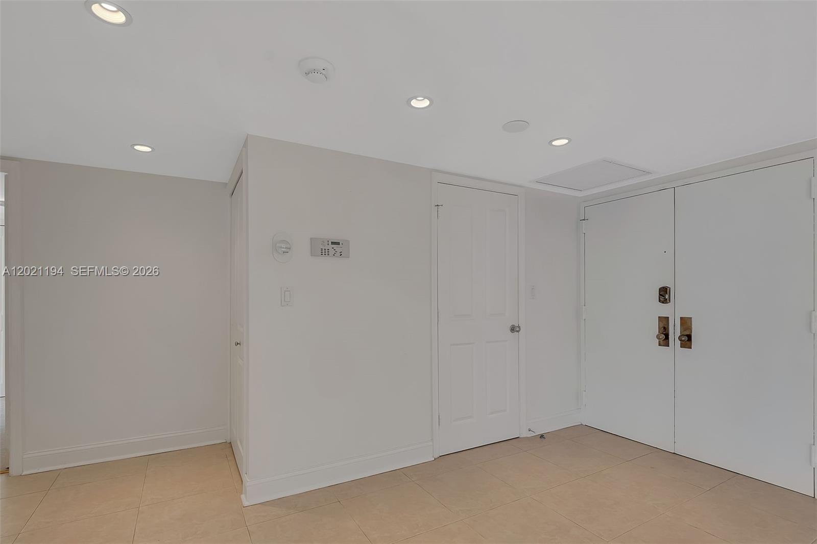 GROVE ISLE CONDO - Residential