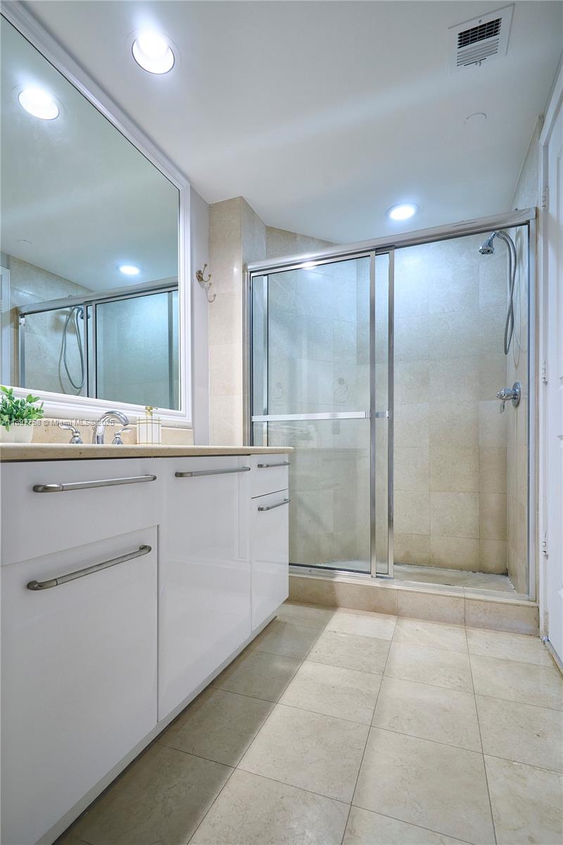 OCEAN PALMS CONDO - Residential Lease
