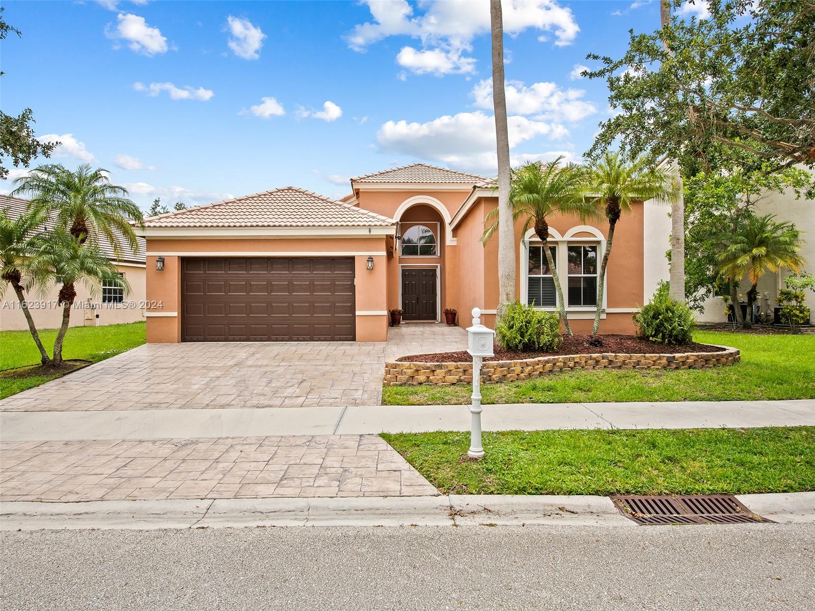 View Weston, FL 33327 house