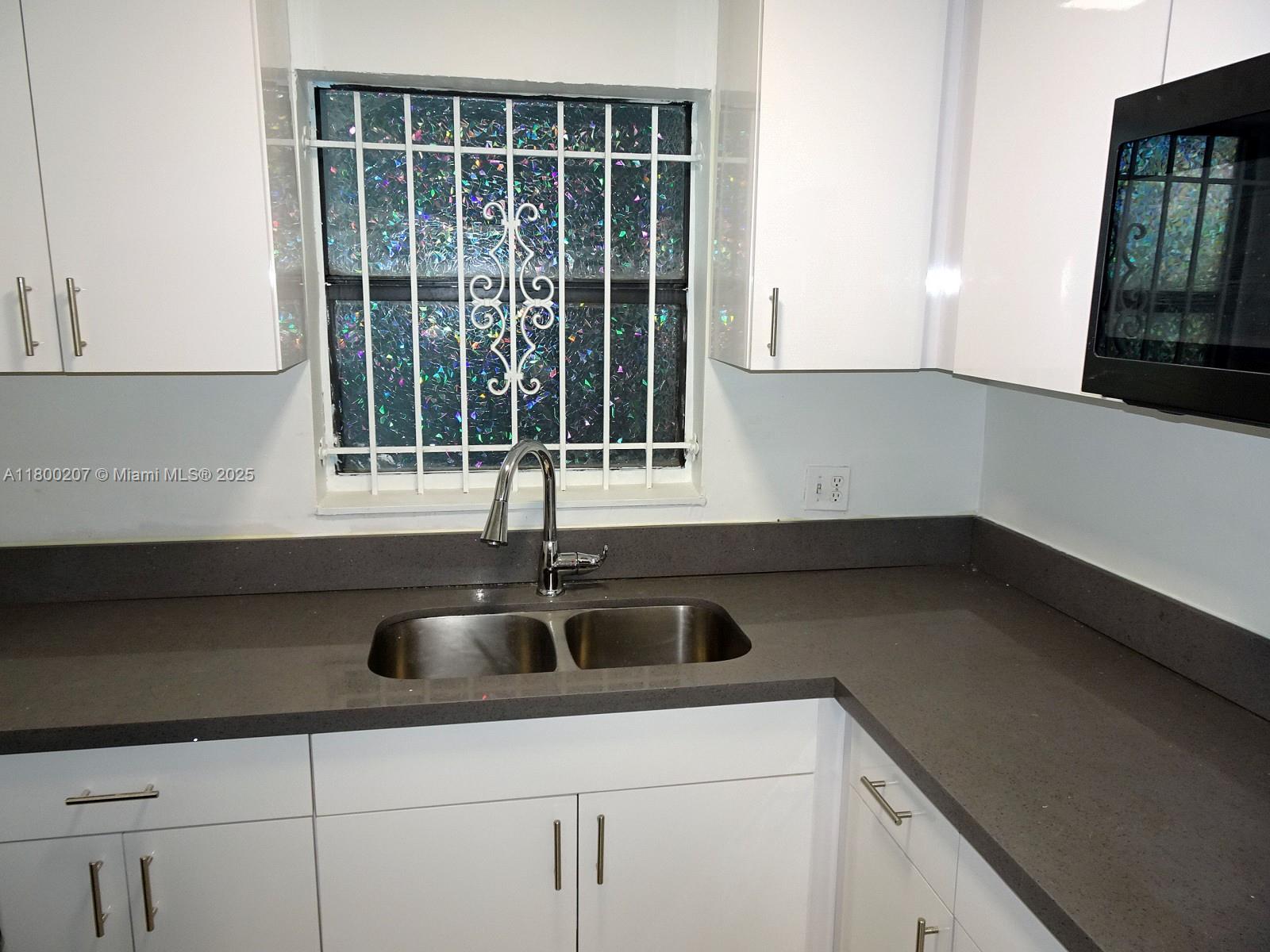 BROOKVIEW CONDO - Residential