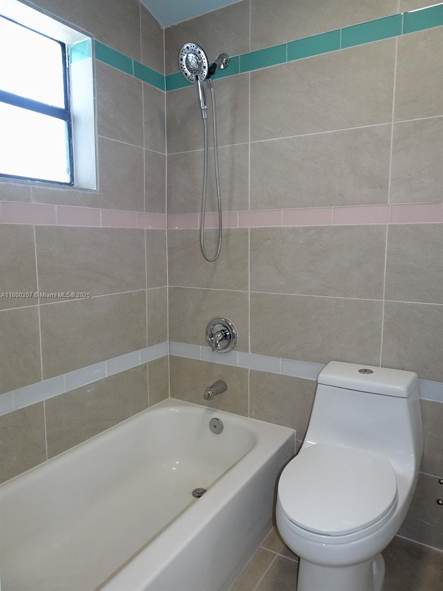 BROOKVIEW CONDO - Residential