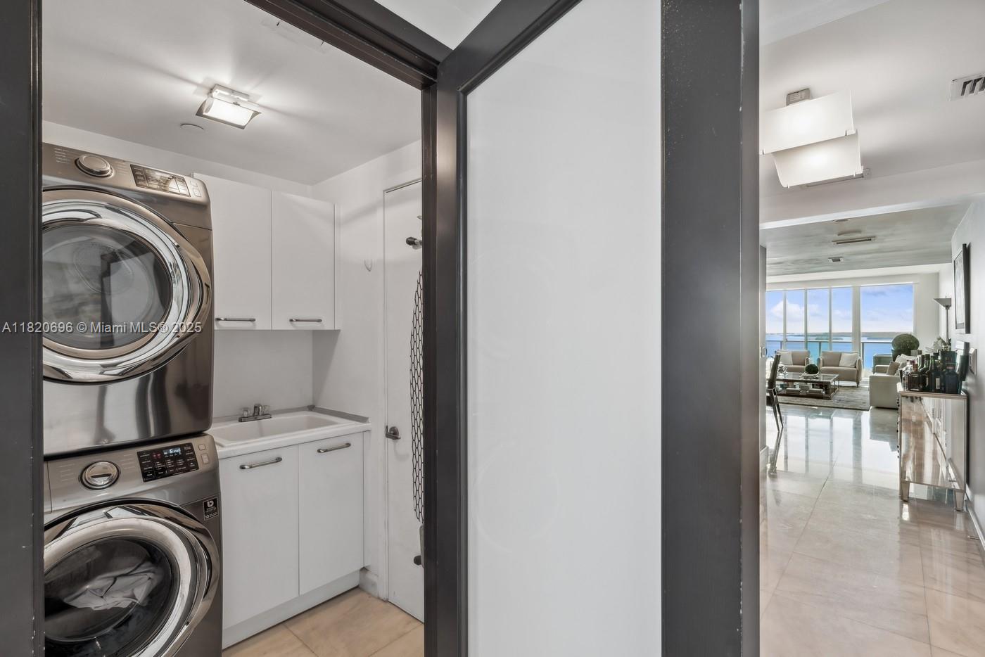 JADE RESIDENCES BRICKELL - Residential Lease