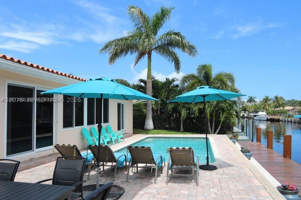Photo of 2424 SE 9th St #2424, Pompano Beach, FL 33062 (MLS # A12078488)
