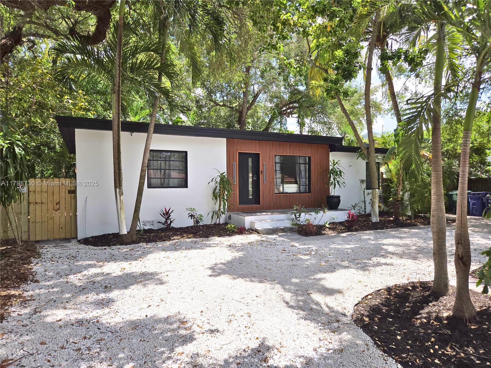 Property for Sale at 620 Ne 160th St, Miami, Broward County, Florida - Bedrooms: 3 
Bathrooms: 4  - $599,900