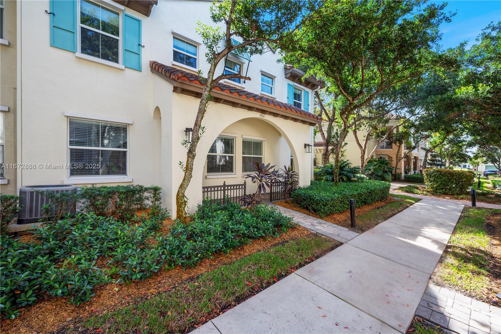 CASCADA AT MONTERRA - Residential