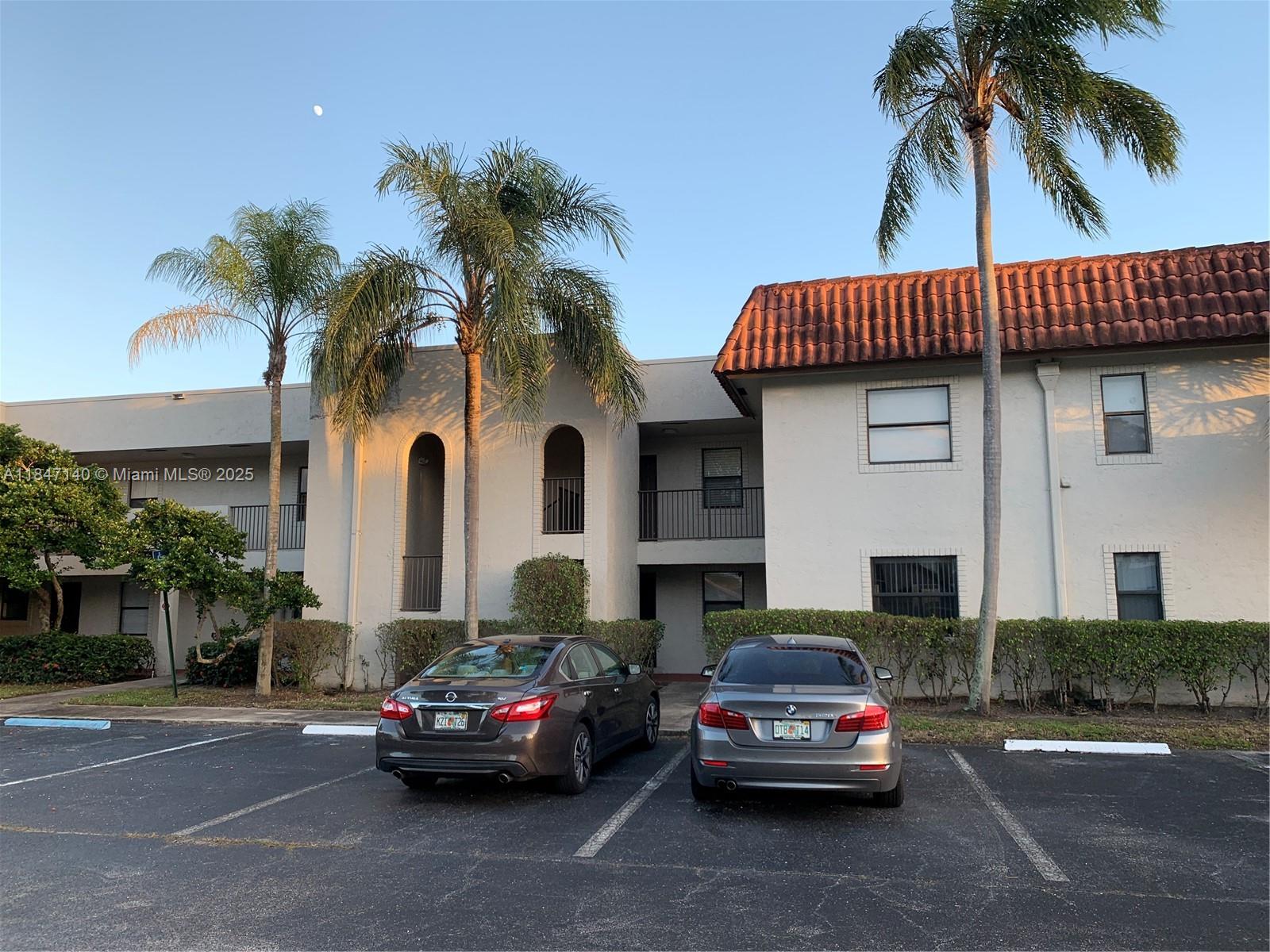 Beautifully 2 Bed/2 Bath Condo. No Rental Restrictions!
This fully nice 2nd floor condo located in the desirable all-ages community of Cypress of Woodmont in Tamarac. This spacious unit features dual master suites, an open-concept living and dining area, and a nice kitchen.
Vinyl flooring throughout, walk-in closets, & a screened balcony with serene garden views. The unit includes a convenient full washer/dryer.
Ideally situated within walking distance to shops, dining, and entertainment, easy access to major highways, schools, and more. Family-friendly community, perfect for homeowners or investors alike.
Currently rented at $1,900 month through January 09th 2026. Showings by appointment only with 24 hs in advance.
