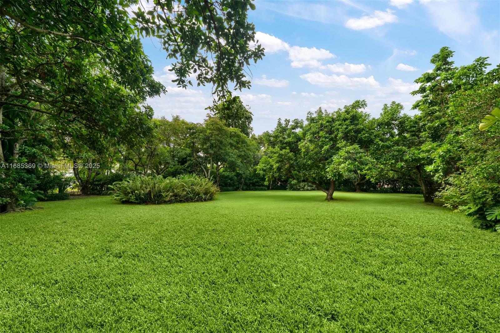 HELMS COUNTRY ESTATES ADD - Residential