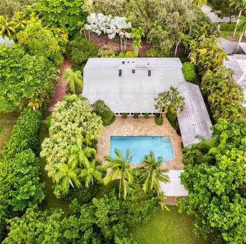 A home in Pinecrest