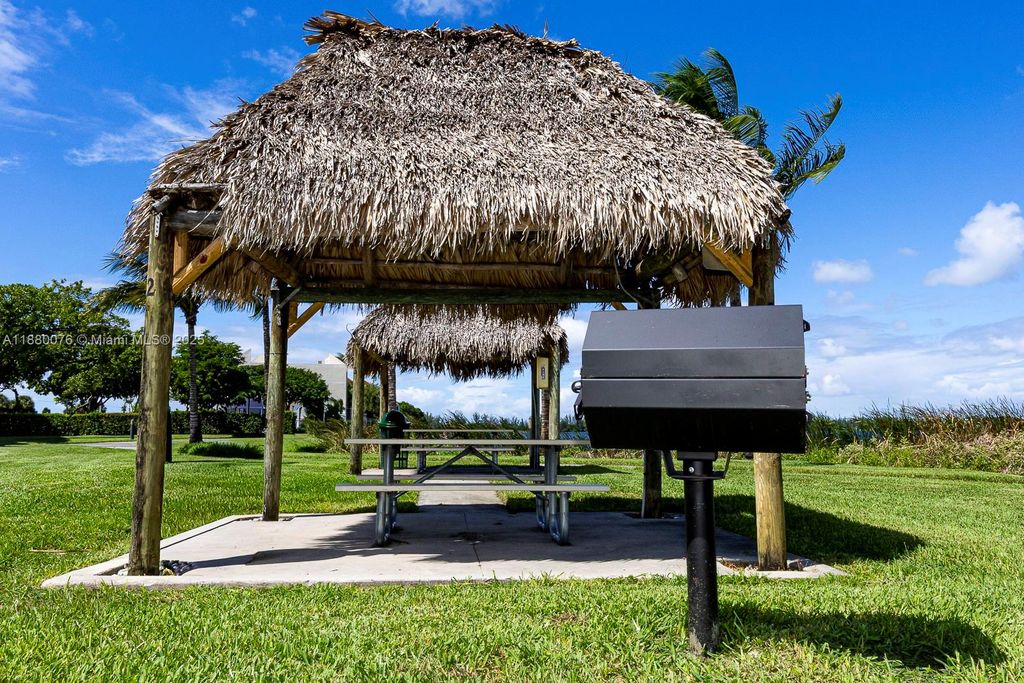 Photo of 109 Lake Emerald Dr #209, Oakland Park, FL 33309 (MLS # A11880076)