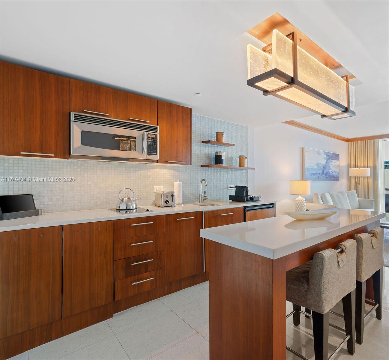 6801 Collins Ave 608 (door 616)