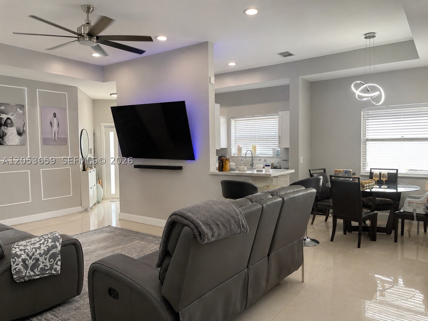 1040 SW 85th Ter