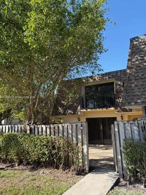 Photo of Delray Beach, FL 33445 (MLS # A11726915)