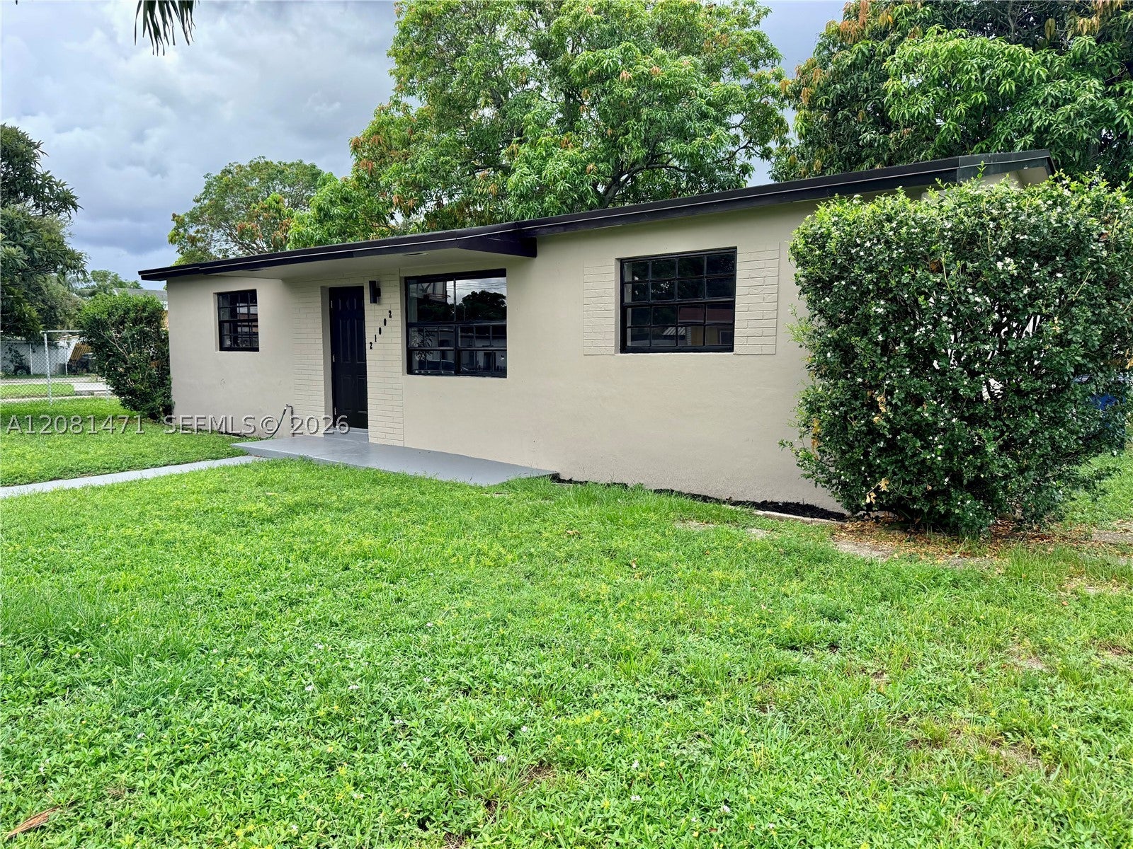 21002 NW 34th Ct, Miami Gardens FL 33056