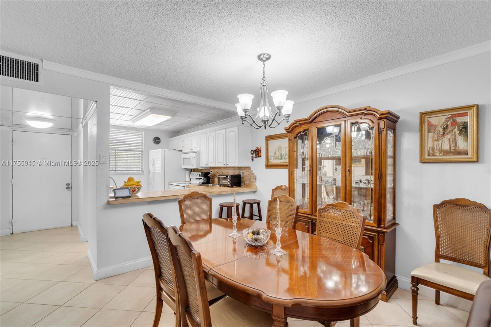 CONDOMINIUM 3 OF ENVIRON - Residential