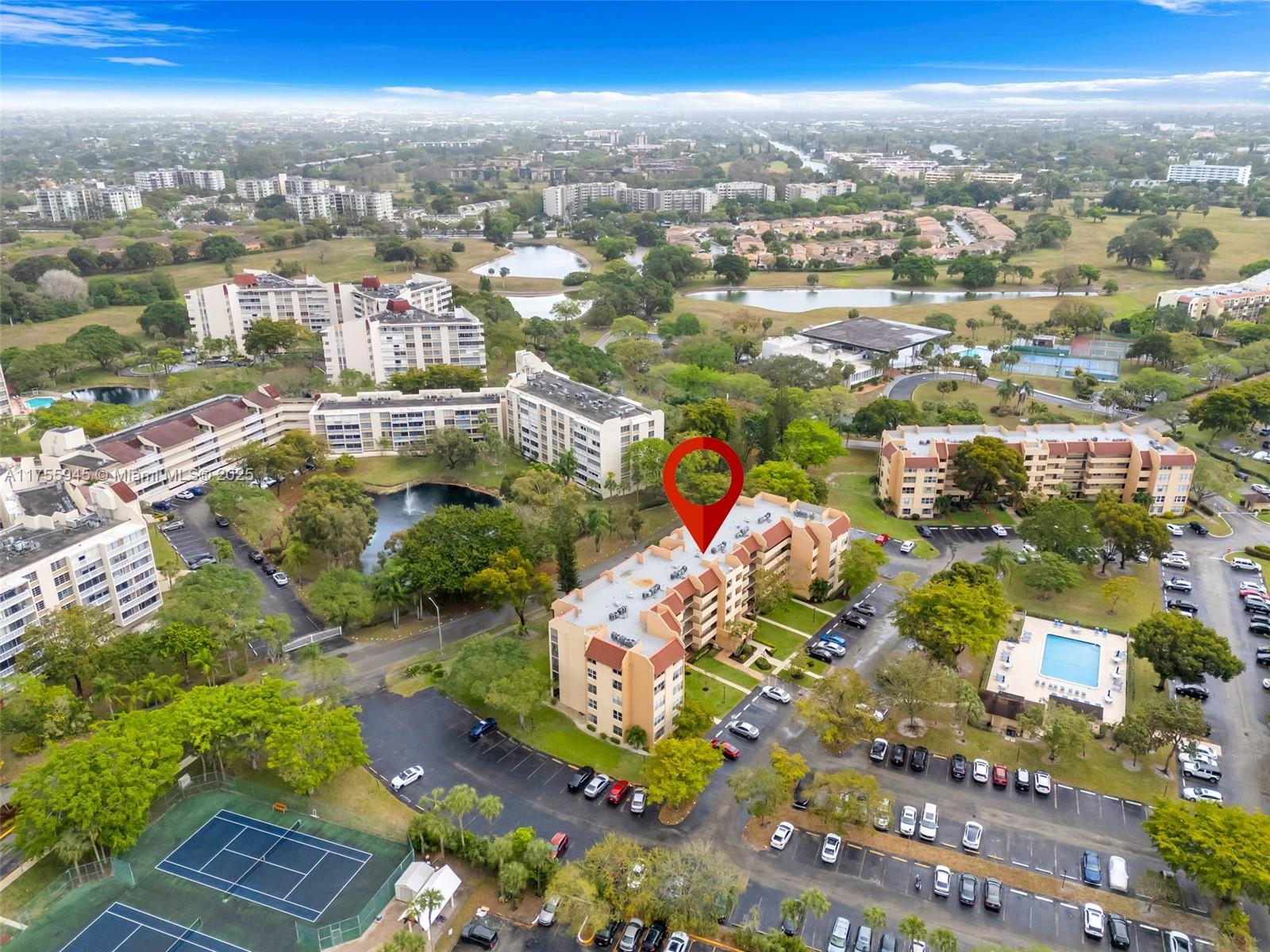 CONDOMINIUM 3 OF ENVIRON - Residential