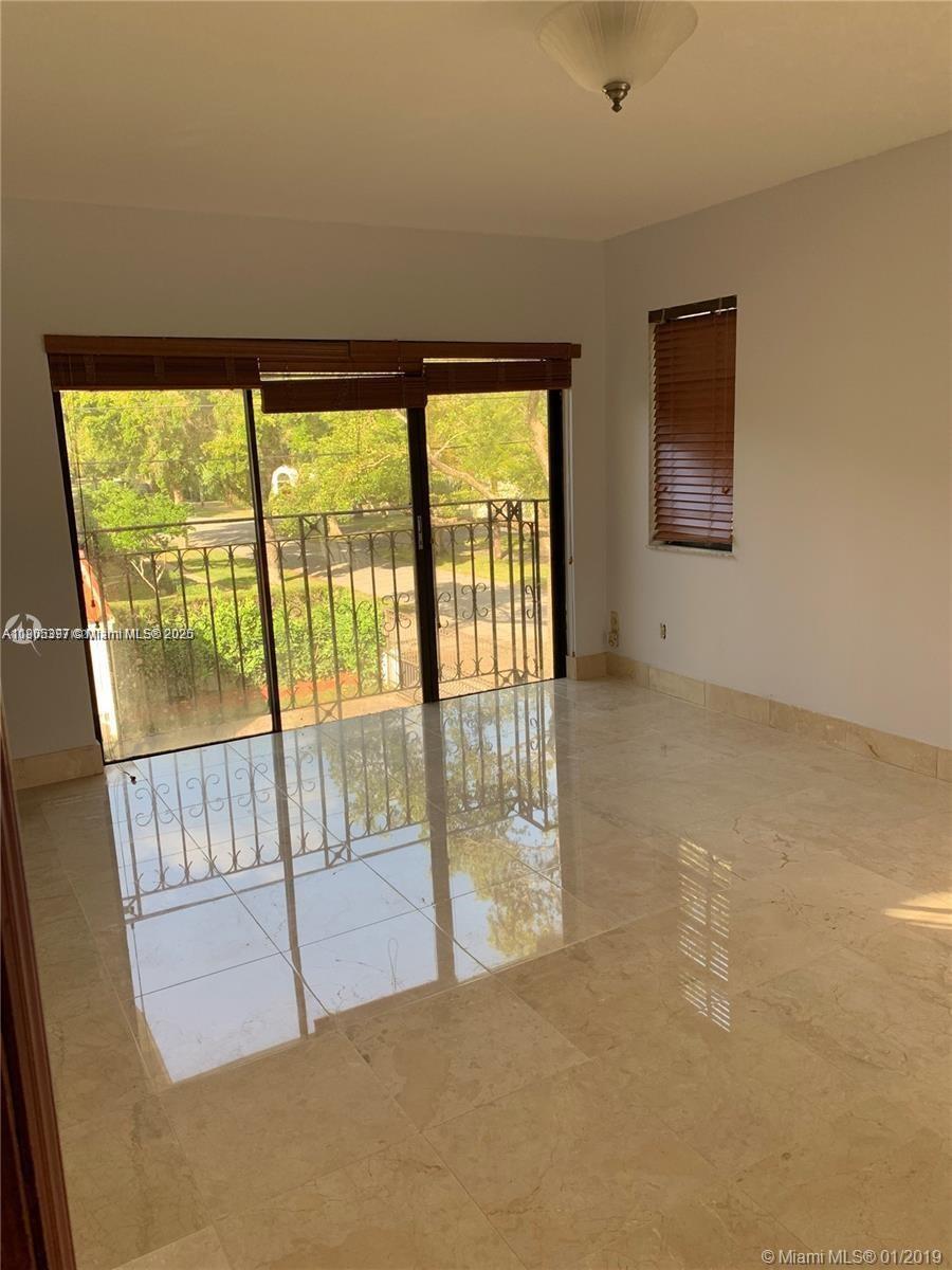 CORAL GABLES SEC B - Residential Lease