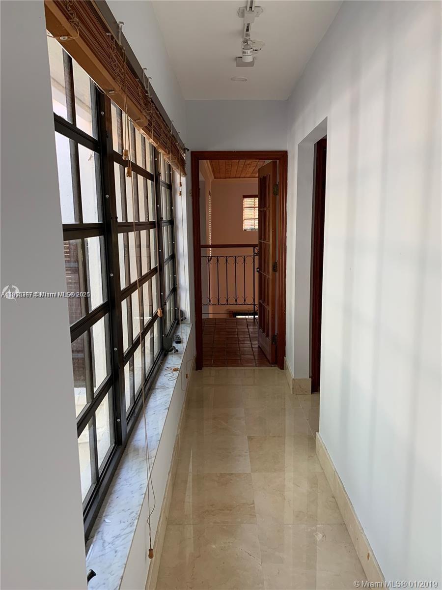 CORAL GABLES SEC B - Residential Lease