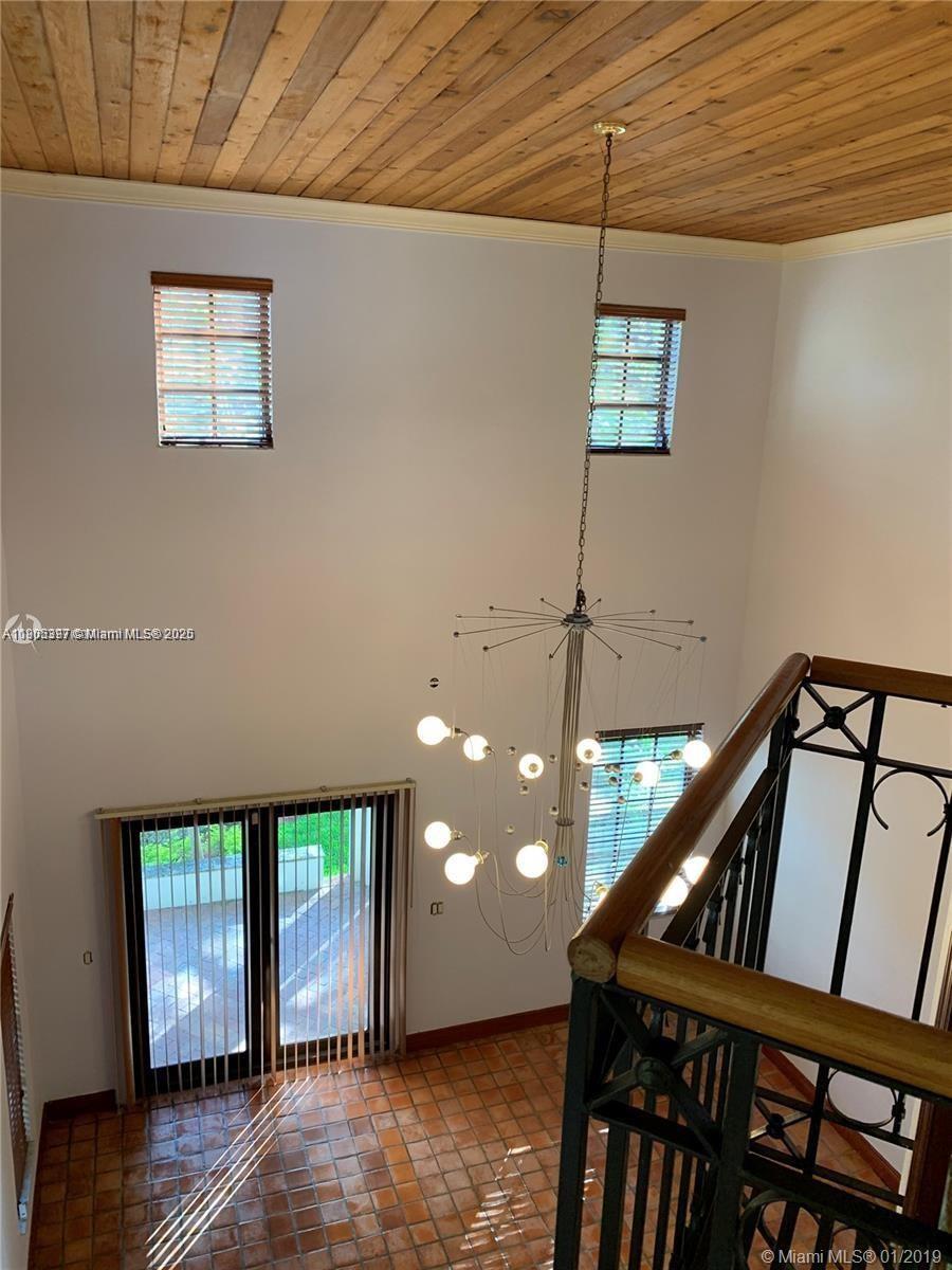 CORAL GABLES SEC B - Residential Lease