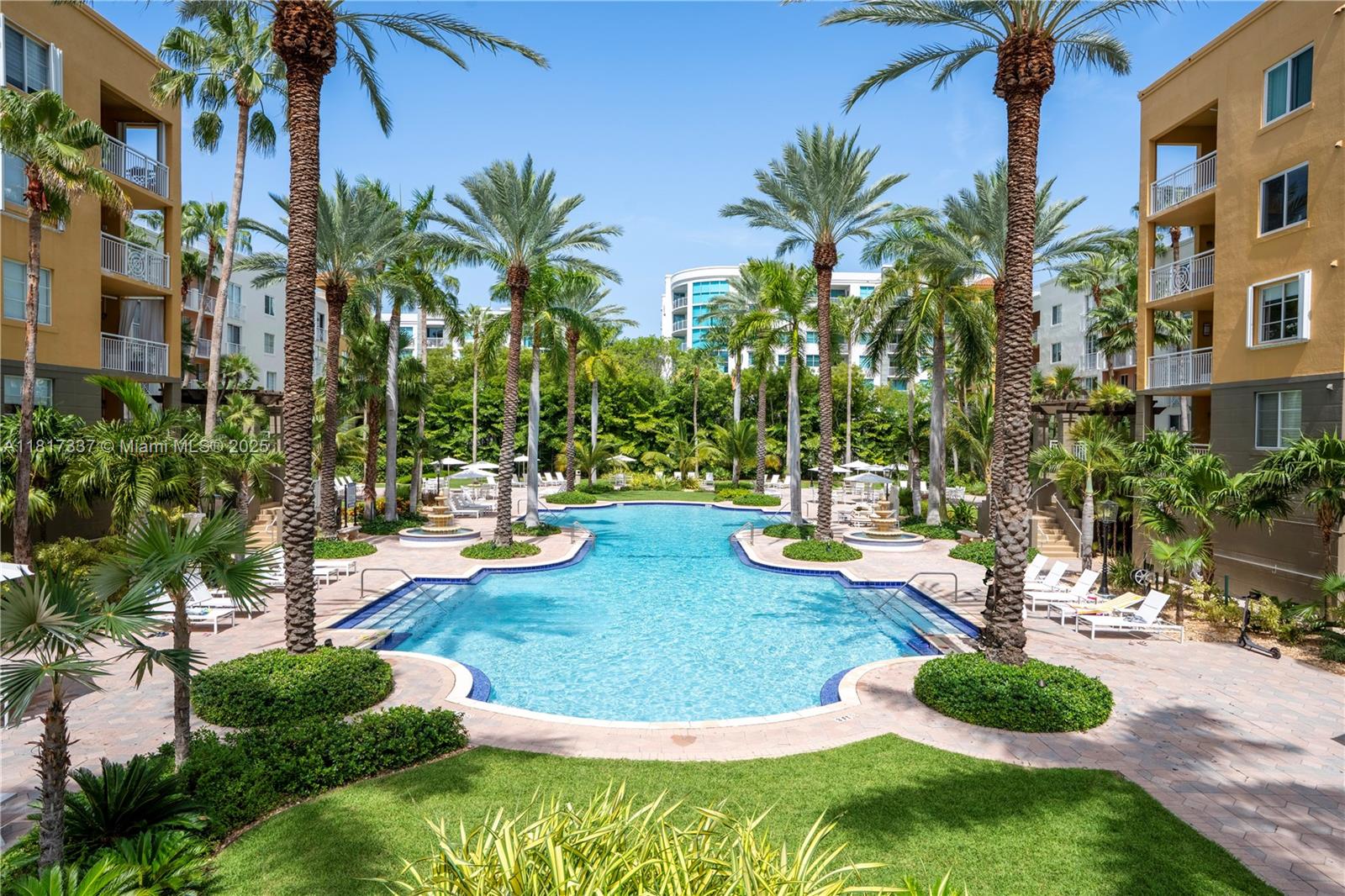 Property for Sale at 100 W Meridian Ave 216, Miami Beach, Miami-Dade County, Florida - Bedrooms: 2 
Bathrooms: 2  - $948,000