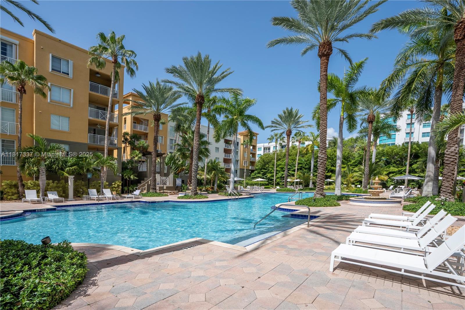 THE COURTS AT SOUTH BEACH - Residential