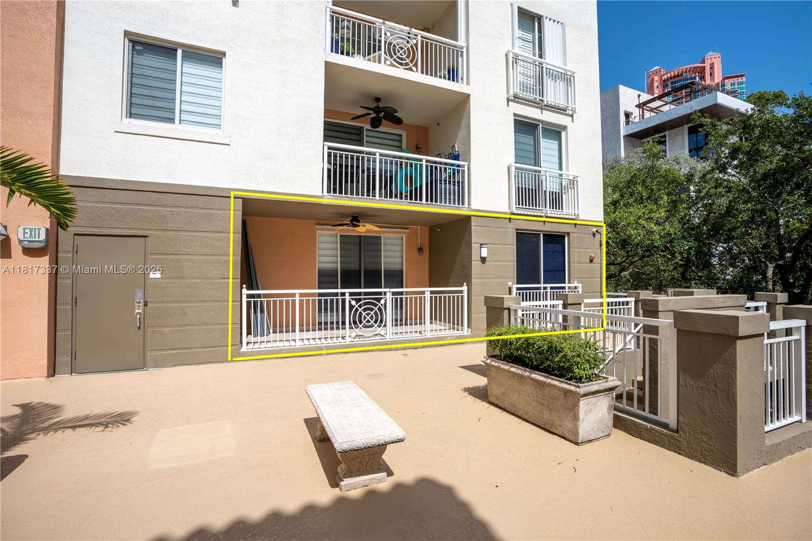 THE COURTS AT SOUTH BEACH - Residential