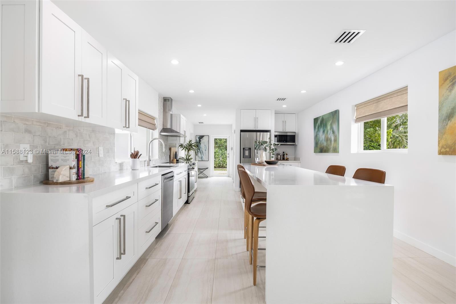 UNIVERSITY PINES - Residential