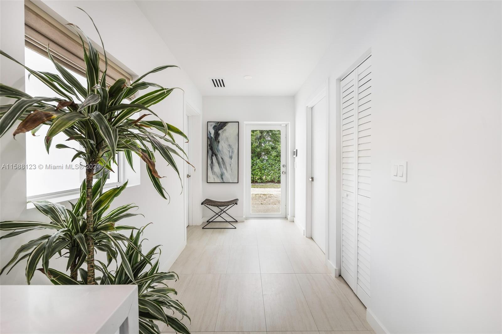 UNIVERSITY PINES - Residential