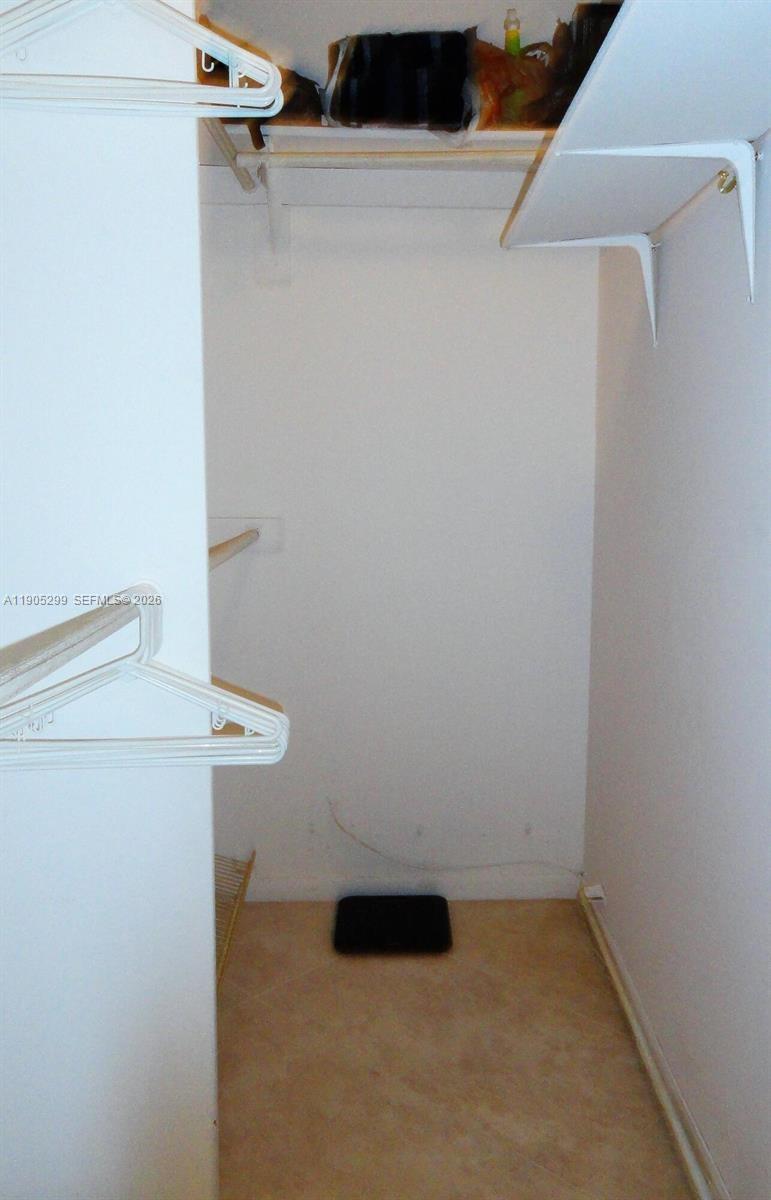 KINGS POINT NORMANDY COND - Residential