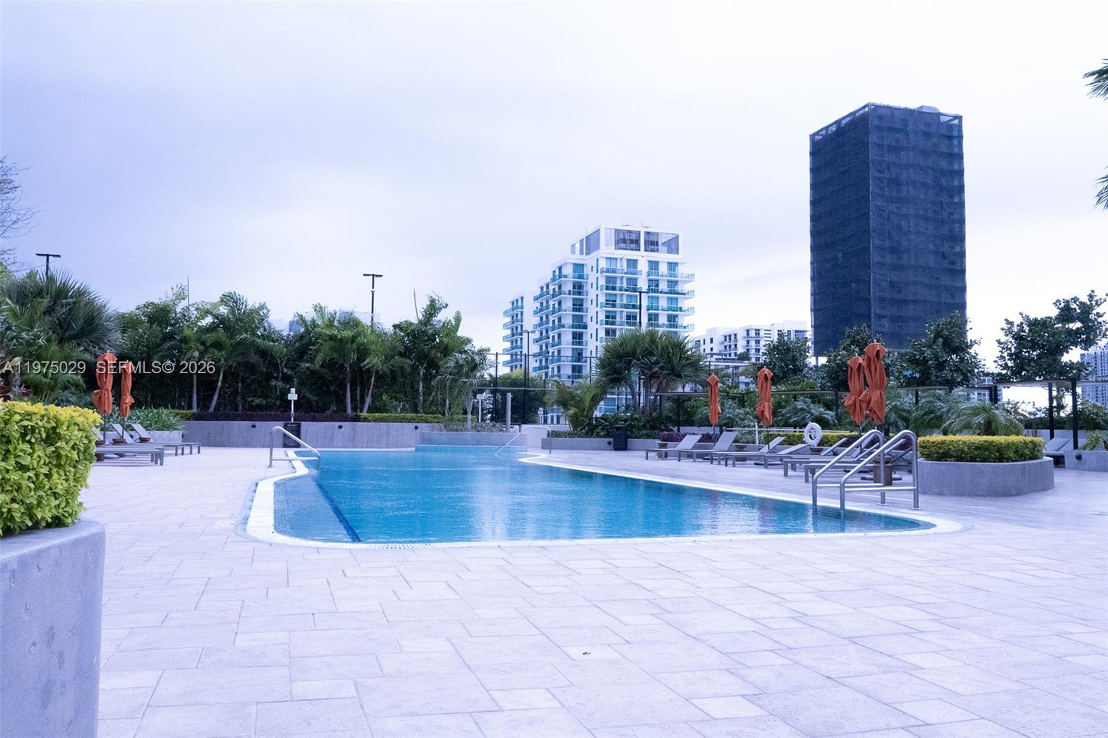 ARIA RESERVE SOUTH CONDO - Residential