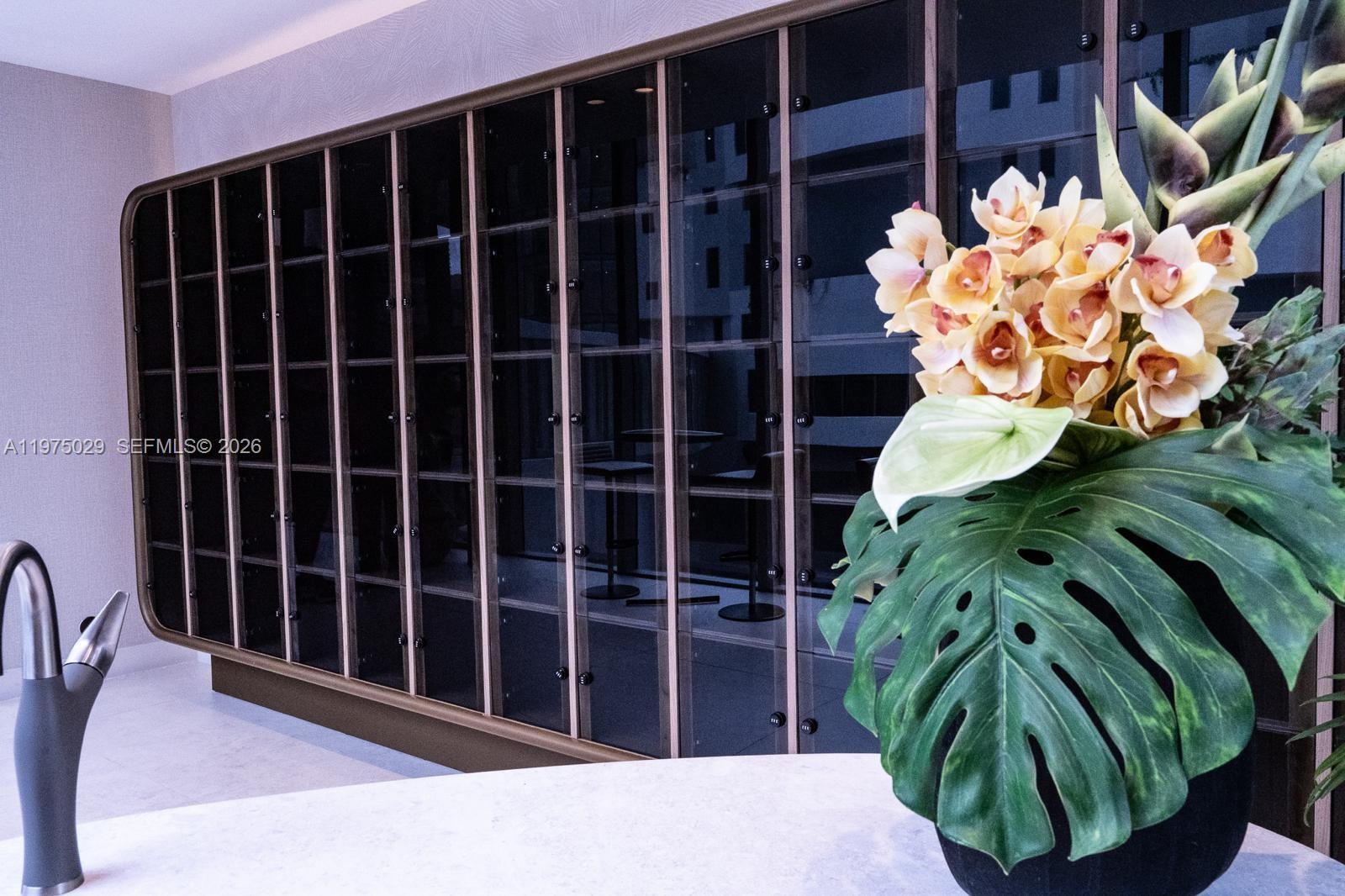 ARIA RESERVE SOUTH CONDO - Residential