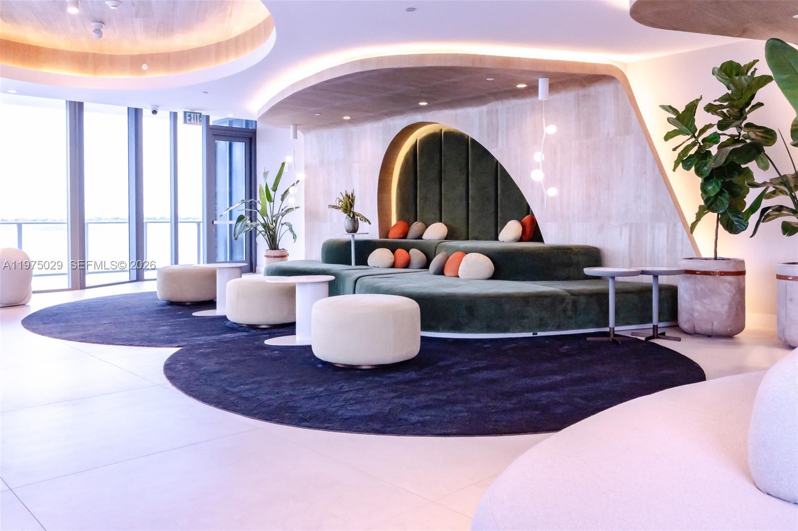 ARIA RESERVE SOUTH CONDO - Residential