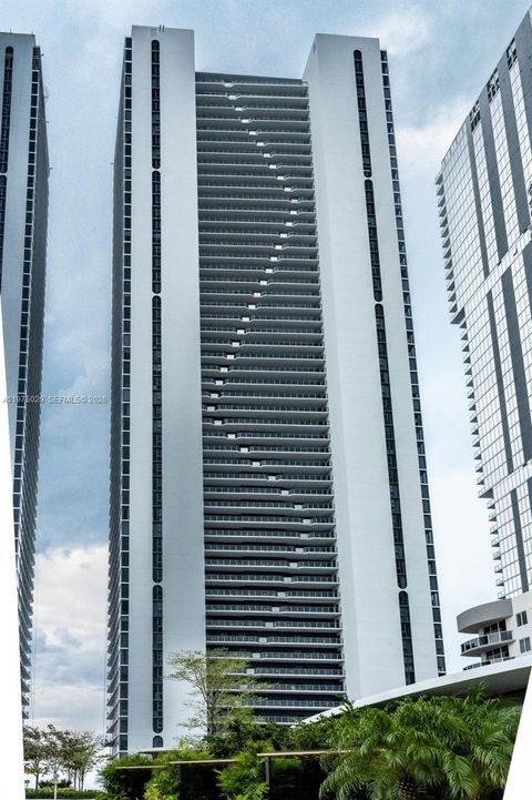 Tiny photo for 711 NE 23rd Ter #1506, Miami, FL 33137 (MLS # A11975029)