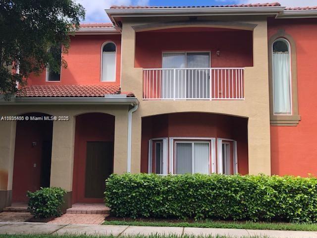 IMMACULATE 2 BR / 2.5 BA TOWN HOME W/ GARAGE. READY TO MAKE IT YOURS! GREAT ATTENTION TO DETAIL WENT INTO THIS LOVELY & SPACIOUS HOME WHICH IS LOCATED IN ARBOR PARK @ KEYS GATE. FEATURES TILE ON 1ST FLOOR, GREAT ROOM WIRED W/ SURROUND SOUND SYSTEM, GRANITE COUNTERS IN KITCEN W/ LARGE PANTRY AND FULL LAUNDRY ROOM. NEWER CARPET UPSTAIRS, OVERSIZED MASTER SUITE W/ LARGE WALK IN CLOSET AND ENSUITE BATHROOM. 2ND BEDROOM HAS ITS OWN BATHROOM AND BALCONY OVERLOOKING GREEN AREA. ALSO OFFERS PAVED COURTYARD & ACCORDION SHUTTERS. RENT INCLUDES; DIRECTV BASIC CABLE & INTERNET, ALARM MONITORING, TRASH, SECURITY AND COMMUNITY POOL.