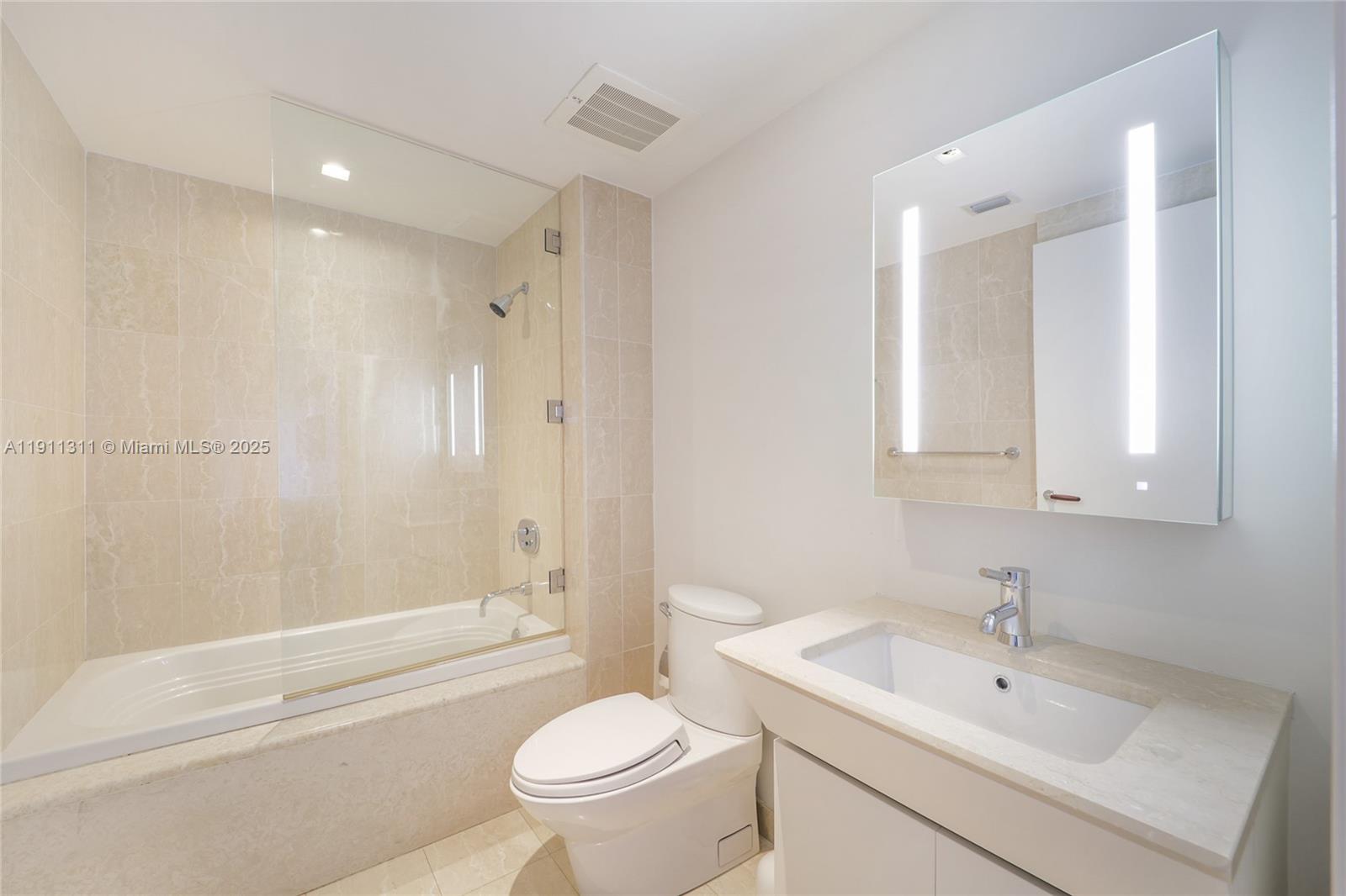 GROVENOR HOUSE CONDO - Residential Lease