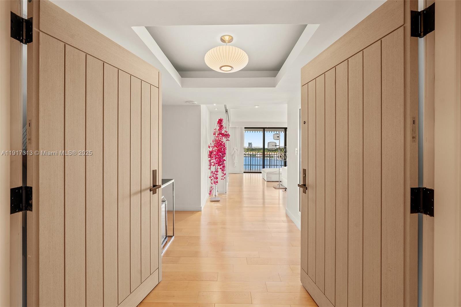 1 Grove Isle Dr A910