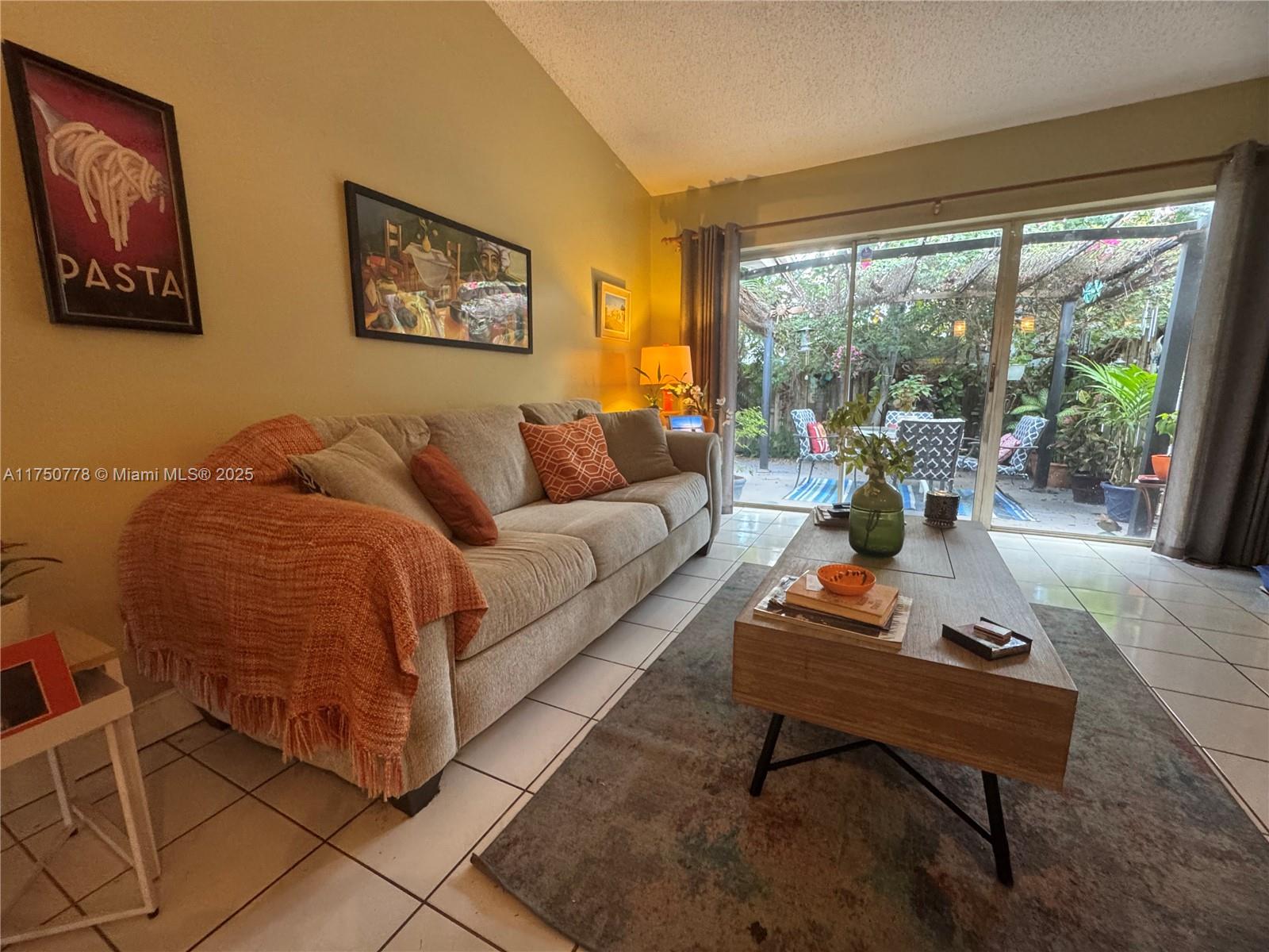 SOUTHWIND POINT - Residential