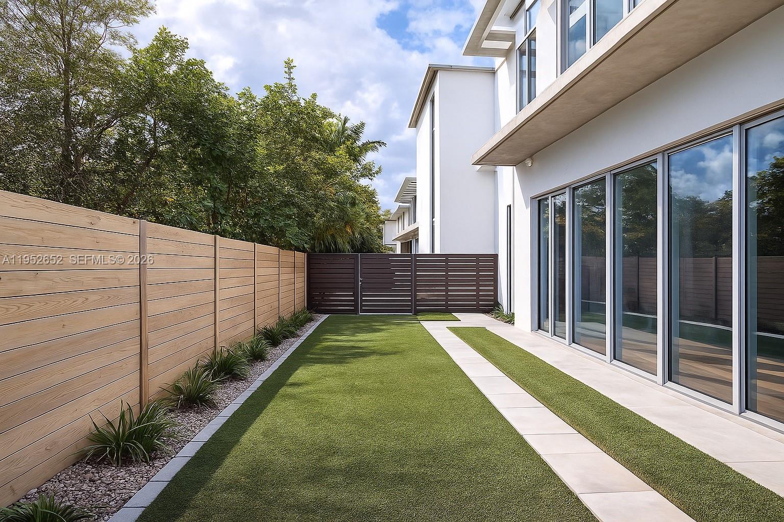 1105 SW 22nd Ter, Miami, FL, 33129/$2,250,000 3 1105 SW 22nd Ter