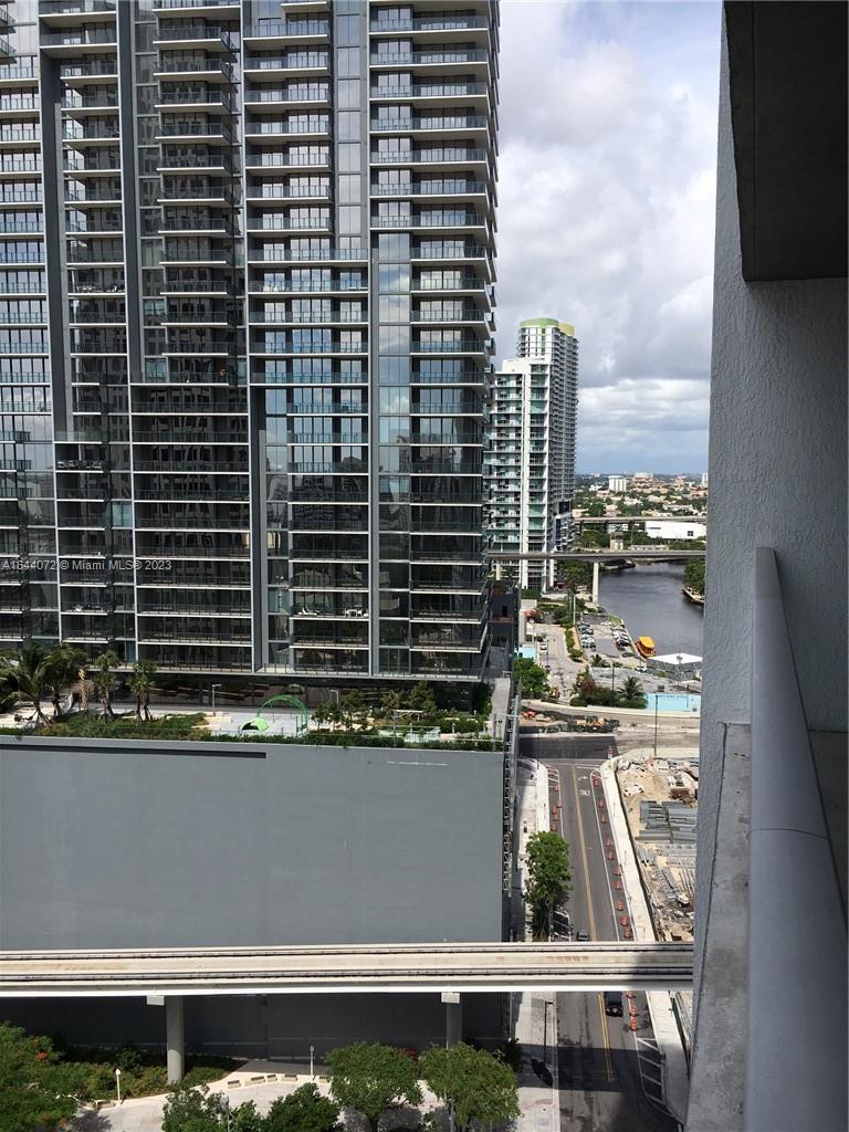 500 BRICKELL - Residential