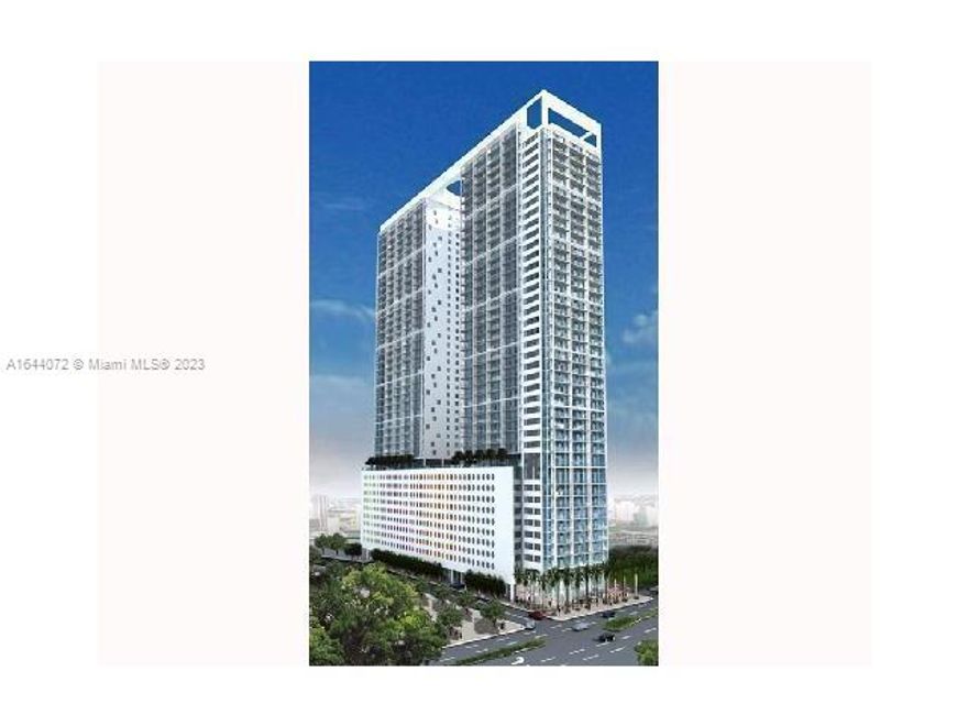 Gorgeous 1/1. Beautiful full views including city and water views top notch Building with all amenities, state of the art gym, wine cellar, theater fantastic pool deck.