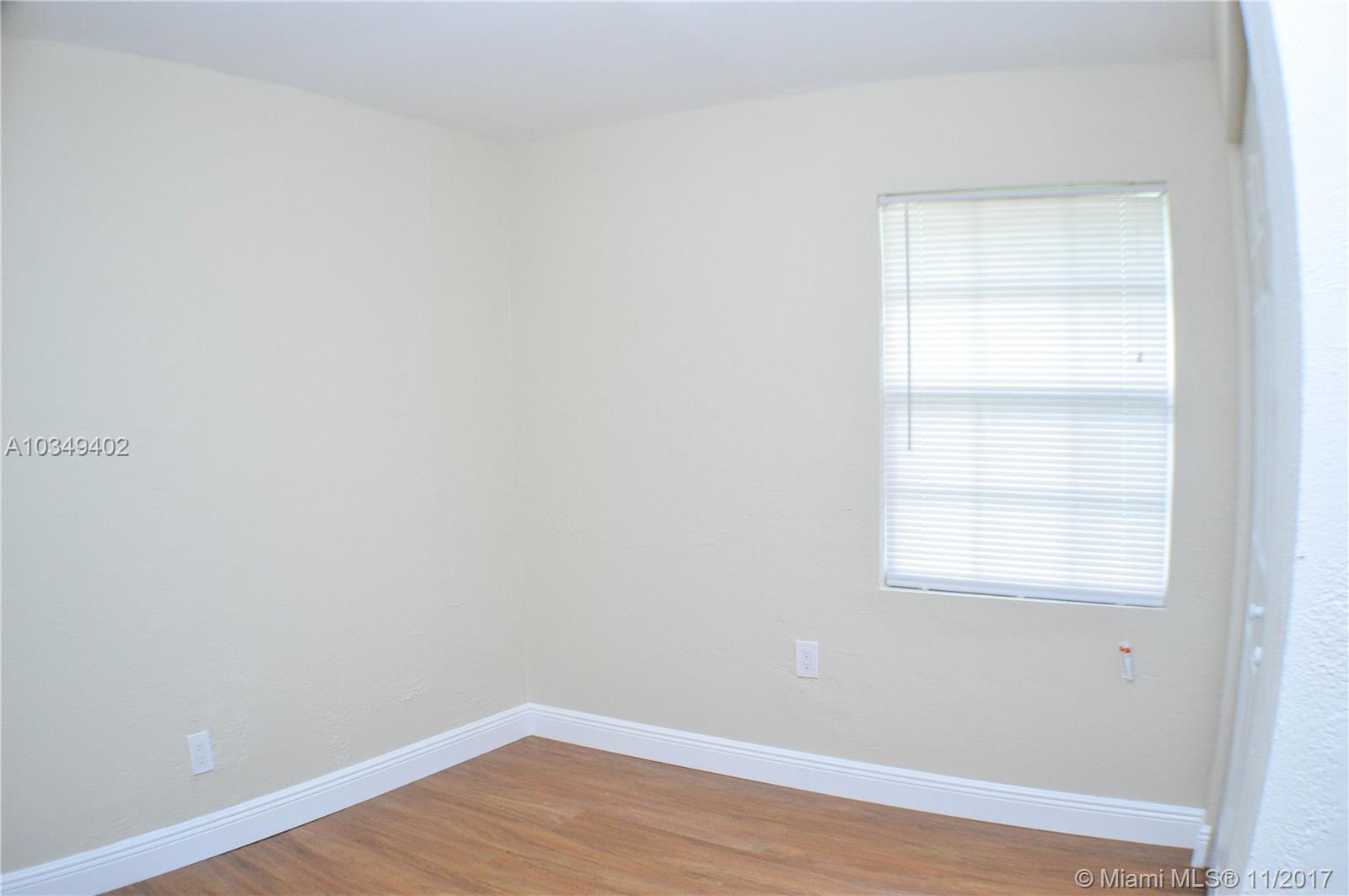 ELEANOR PARK - Residential