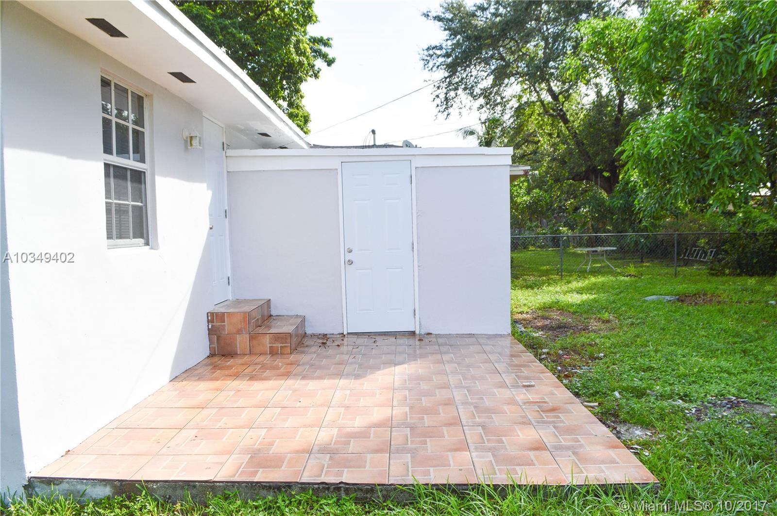 ELEANOR PARK - Residential