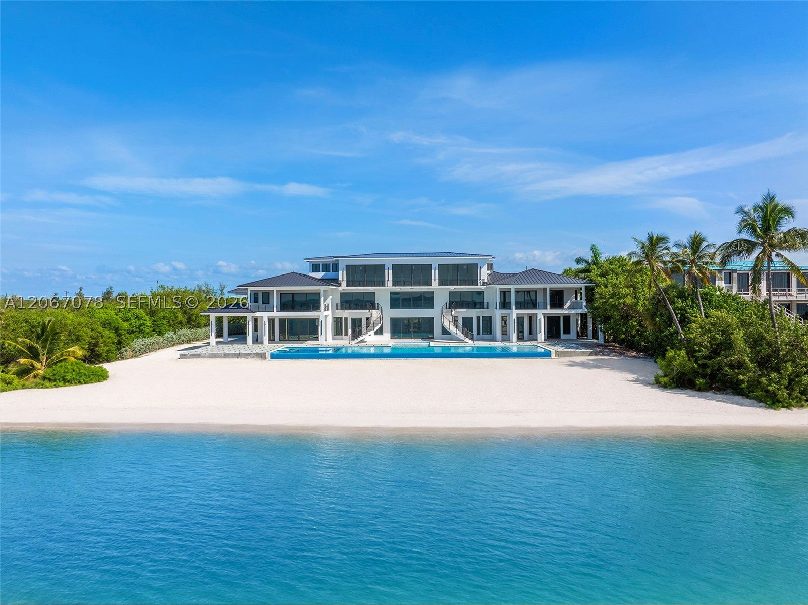 2405 Coco Plum Dr