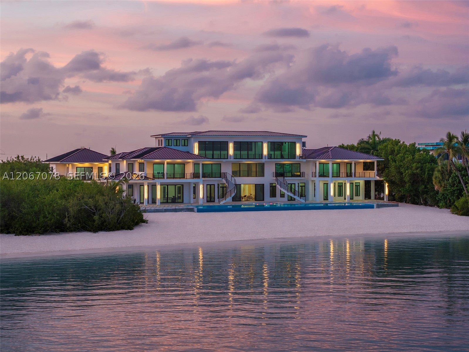 2405 Coco Plum Dr
