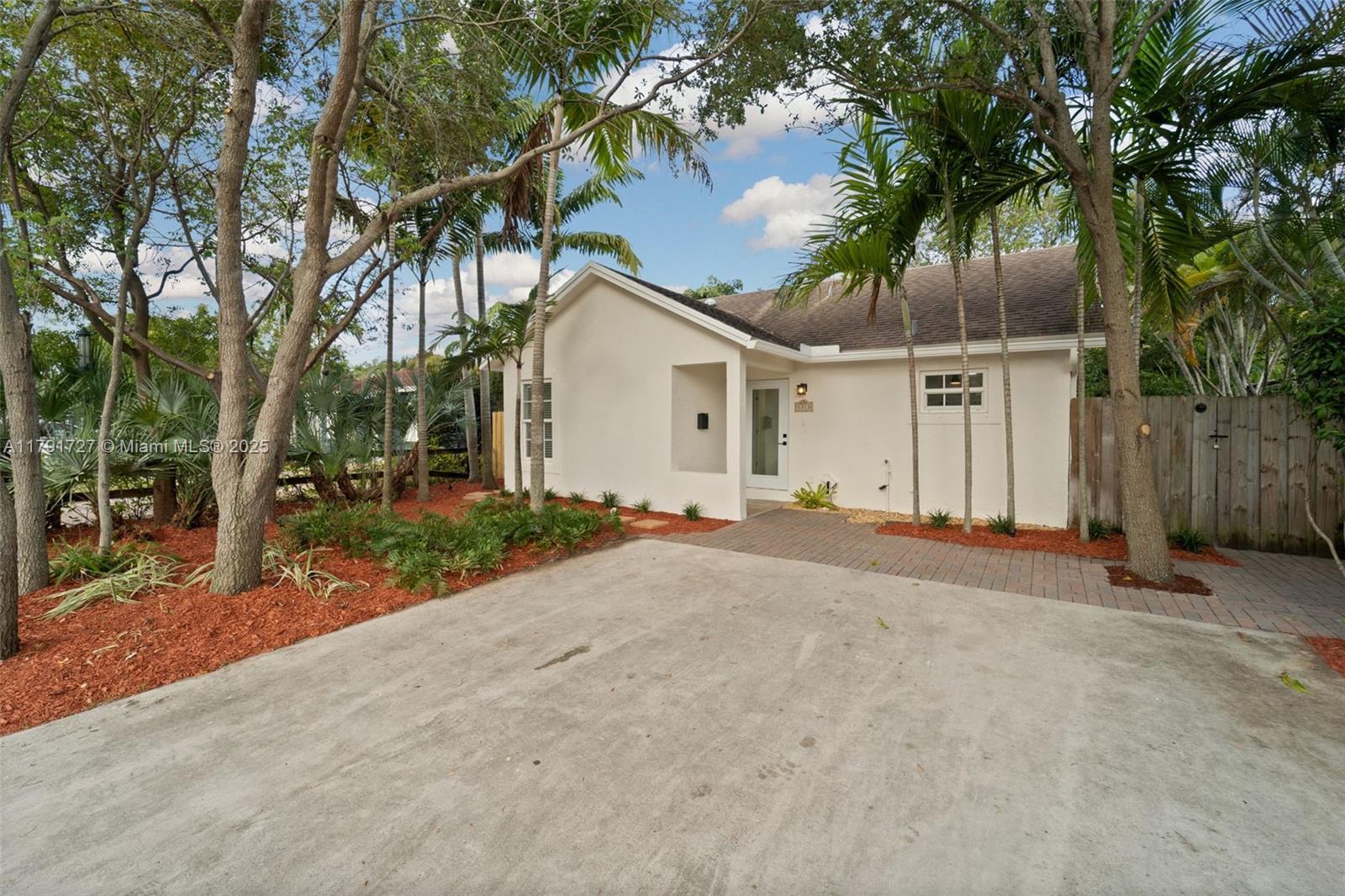 1313 NW 1st Ave