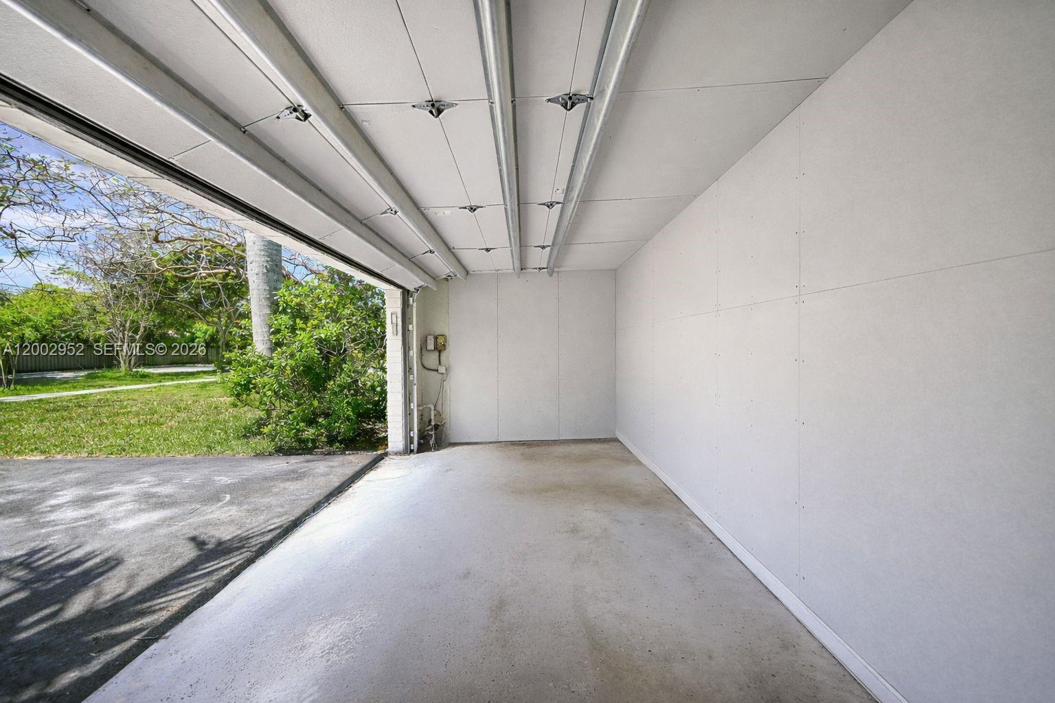 SUN CORAL HGTS - Residential