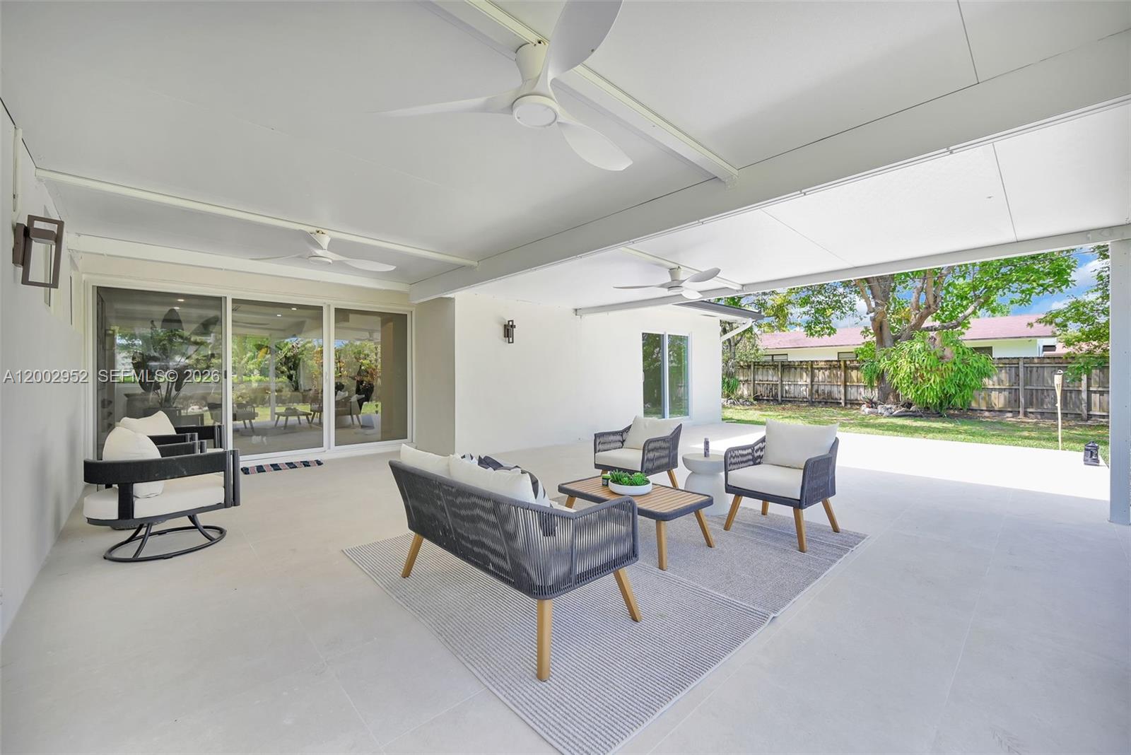 SUN CORAL HGTS - Residential